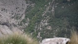 CLEAN : Base jumpers find heaven in northern Italy News Clip