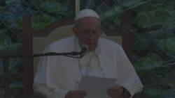 CLEAN : Pope Francis meets migrants in Malta News Clip