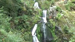 Triberger Wasserfälle im Schwarzwald Stock Footage