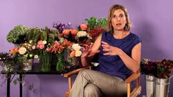 4 Tips for Picking a Bridesmaid Bouquet Instructional Video