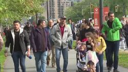 CLEAN : Thousands march in Montreal in solidarity with Iranian protests News Clip