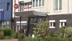 German hotel offers rooms as lockdown offices Instructional Video