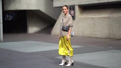 Street Style - LFW September 2018 Stock Footage