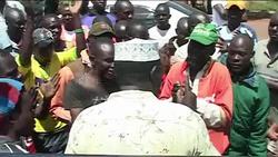 CLEAN : Obama Kenyan half brother News Clip