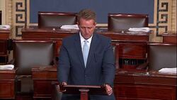 Senator Flake says lawmakers lit a match before Kavanaugh hearing with accuser Stock Footage