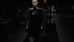 Armani says 'yes to recycling' at Milan show Instructional Video