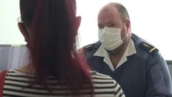 CLEAN : French army recruiters on the march to make up for lost time News Clip