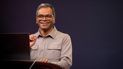 How to build the 3D world of your dreams with just a text prompt | Kiran Bhat Instructional Video