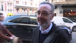 CLEAN : French elections: Parisians react to TV debate between Macron, Le Pen News Clip