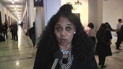 Federal workers take shutdown protest to McConnell News Clip