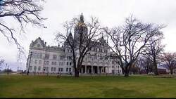 Time running out for hundreds of bills at state Capitol News Clip