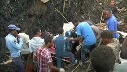 Garbage dump landslide kills more than 40 in Ethiopia News Clip