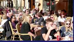 Leisure Time in Italy Instructional Video