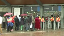 CLEAN : Thousands arrive at Stadium for Mandela me News Clip