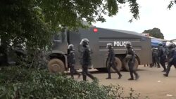 CLEAN : Demonstrations against the junta take place in Conarky, Guinea News Clip