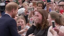 Prince Harry hugs awestruck royal fan in Melbourne Instructional Video