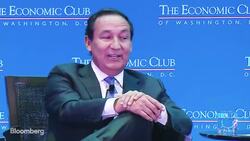 United Airlines CEO Says Harvard Wasn't 'the Right Fit' for Him News Clip