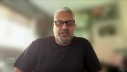 How did Drake and Kendrick Lamar's feud start? News Clip