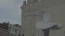 Ballet dancer graffiti New York streets Stock Footage