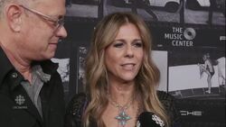 'She is still and always Joni:' James Taylor, Rufus Wainwright and other stars honour Joni Mitchell News Clip