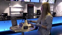 CLEAN : Paltry interest as Czech cinemas reopen for public News Clip