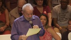 VOICED : Lula recibe apoyo de artistas e intelectuales en Rio News Clip