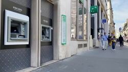 CLEAN : STOCKSHOTS: the purchasing power of the French News Clip