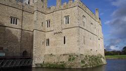England, Leeds Castle - Fortifications Stock Footage