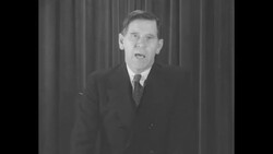 Politician speaks in Washington, DC in the early 1930s News Clip