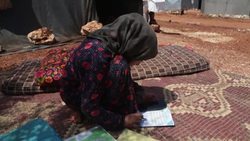 CLEAN : In war-torn Syria, digital learning battles power cuts News Clip