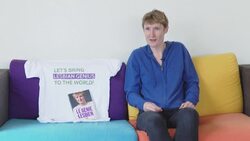 CLEAN : "Le génie lesbien", a hard-hitting feminist work by rising star Alice Coffin News Clip