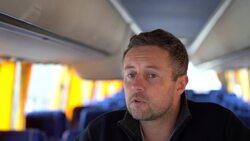 Briton asks for more bus drivers to help bring more Ukrainian refugees to Poland News Clip