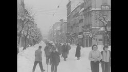 Unprecedented arctic weather hits France and Algeria with heavy snowfalls and ice floes in the harbor News Clip