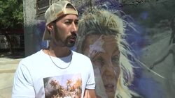 VOICED : Mural pacifista en Argentina contra la guerra en Ucrania News Clip