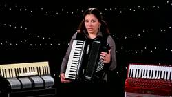 How to Operate Accordion Bellows Instructional Video