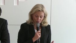 CLEAN : Football Coronavirus: Playing behind closed doors is the responsible solution LFP News Clip