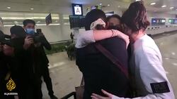 Australians return home after international border reopens News Clip