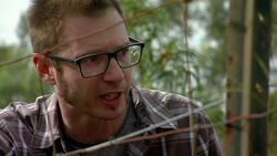 Spotting an Albino Kangaroo Instructional Video