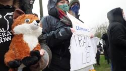 Boxing Day hunt participants & activists News Clip