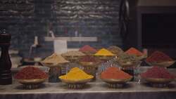 Singapore Food and Dining Out Instructional Video