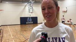 Kingston's Aaliyah Edwards holds youth basketball camp after first pro season Instructional Video