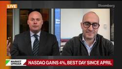 Separating Saks Fifth Avenue Stores From Website Is a Win: CEO News Clip