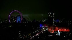 Light show over London skyline on New Year's Eve News Clip