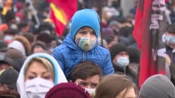 CLEAN : Thousands in Moldova call for government's resignation (2) News Clip