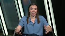 Summer McIntosh shatters 400m freestyle record | Short Course Worlds day 1 recap News Clip