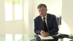 CLEAN : Orly airport reopens thanks to customer demand, says management group News Clip