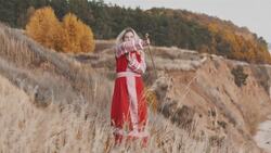 I WONDER - Did Viking Women Fight In Battle? Instructional Video