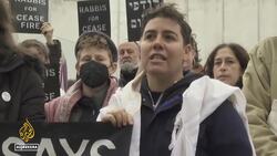Rabbis call for truce in Gaza: Protesters occupy UN security council chamber News Clip