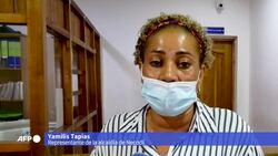 VOICED : Miles de migrantes varados en Colombia en su ruta a Estados Unidos News Clip