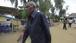 Motociclista superviviente del Ebola ayuda en la lucha contra ese virus en la Rep blica Democratica de Congo Instructional Video